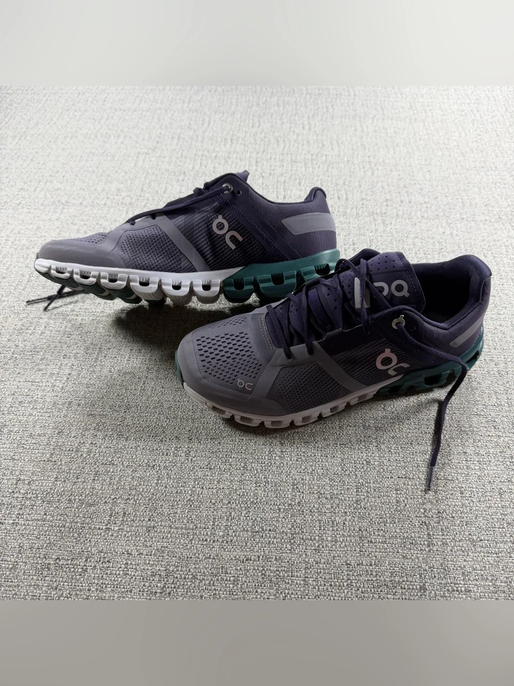 On Cloud Women’s Sz 8 Purple Violet Tide Helion Cloudtec Swiss Running Sneakers